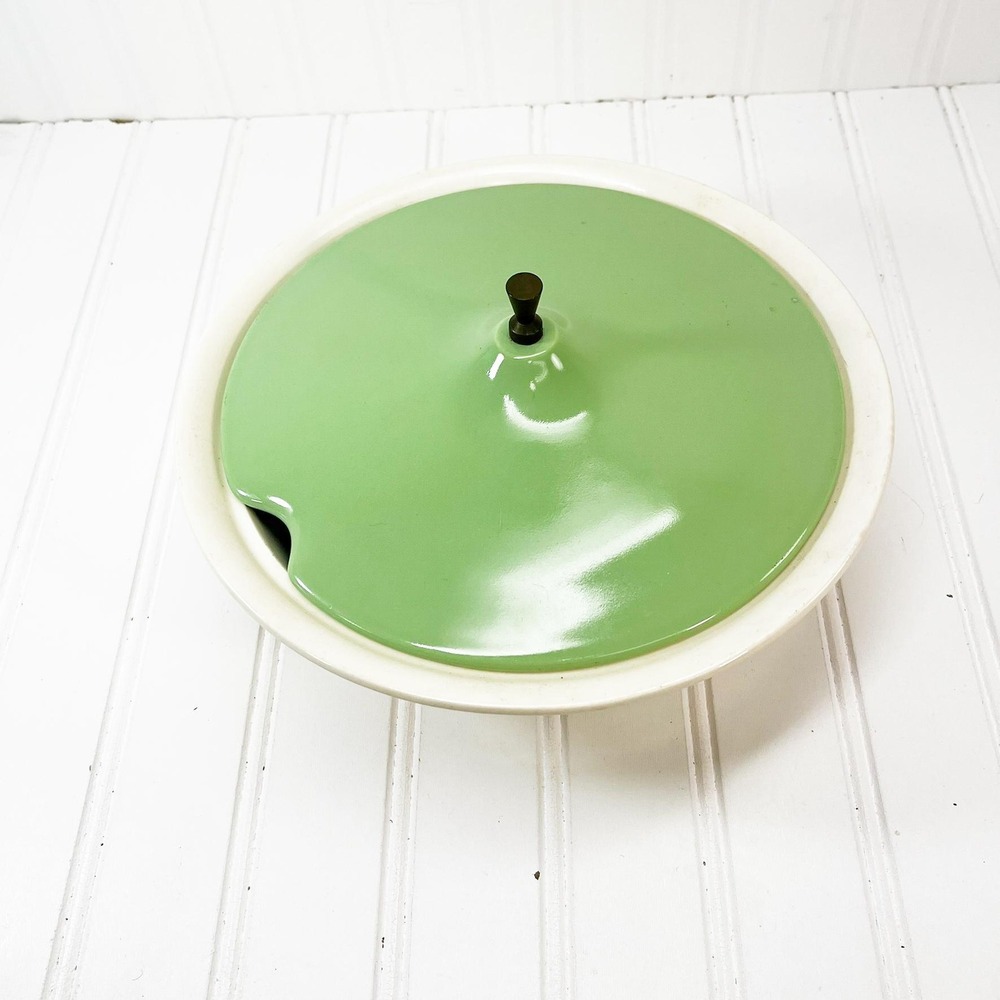 Vintage Salem Maple Leaf Casserole Bowl:‎ Atomic Green Covered Dish
